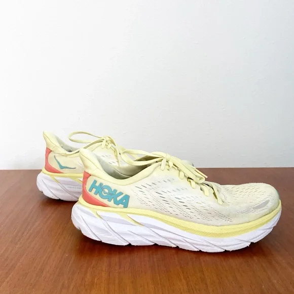 Hoka Women's Clifton 8 Max Cushioned
Road Running Shoes - Picture 2 of 8
